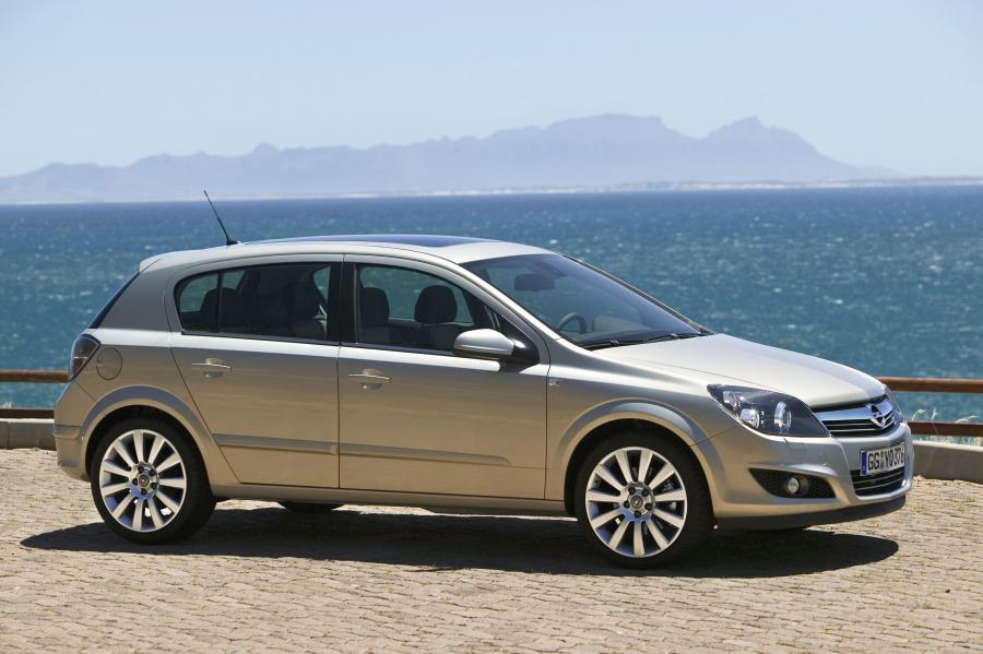  Opel Astra 2005 года  (фото 133 из 141)